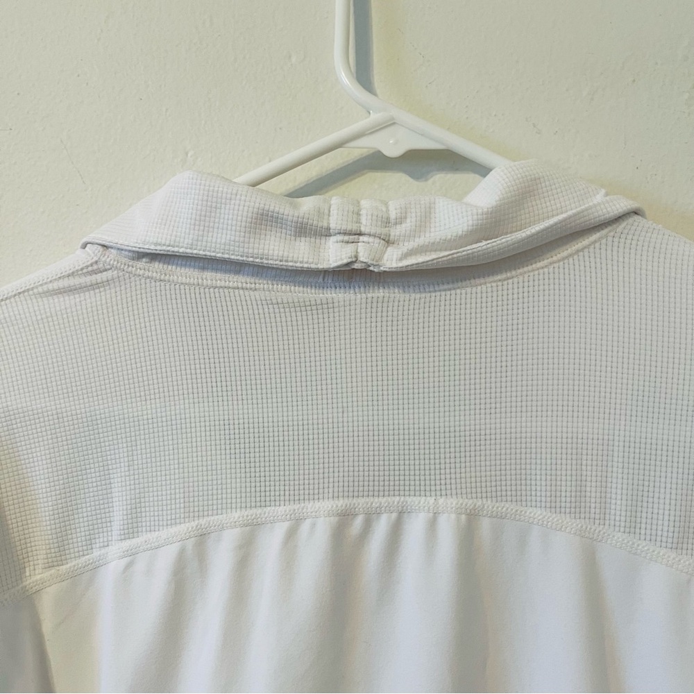 Fabletics White Pullover Performance Jacket Size … - image 6